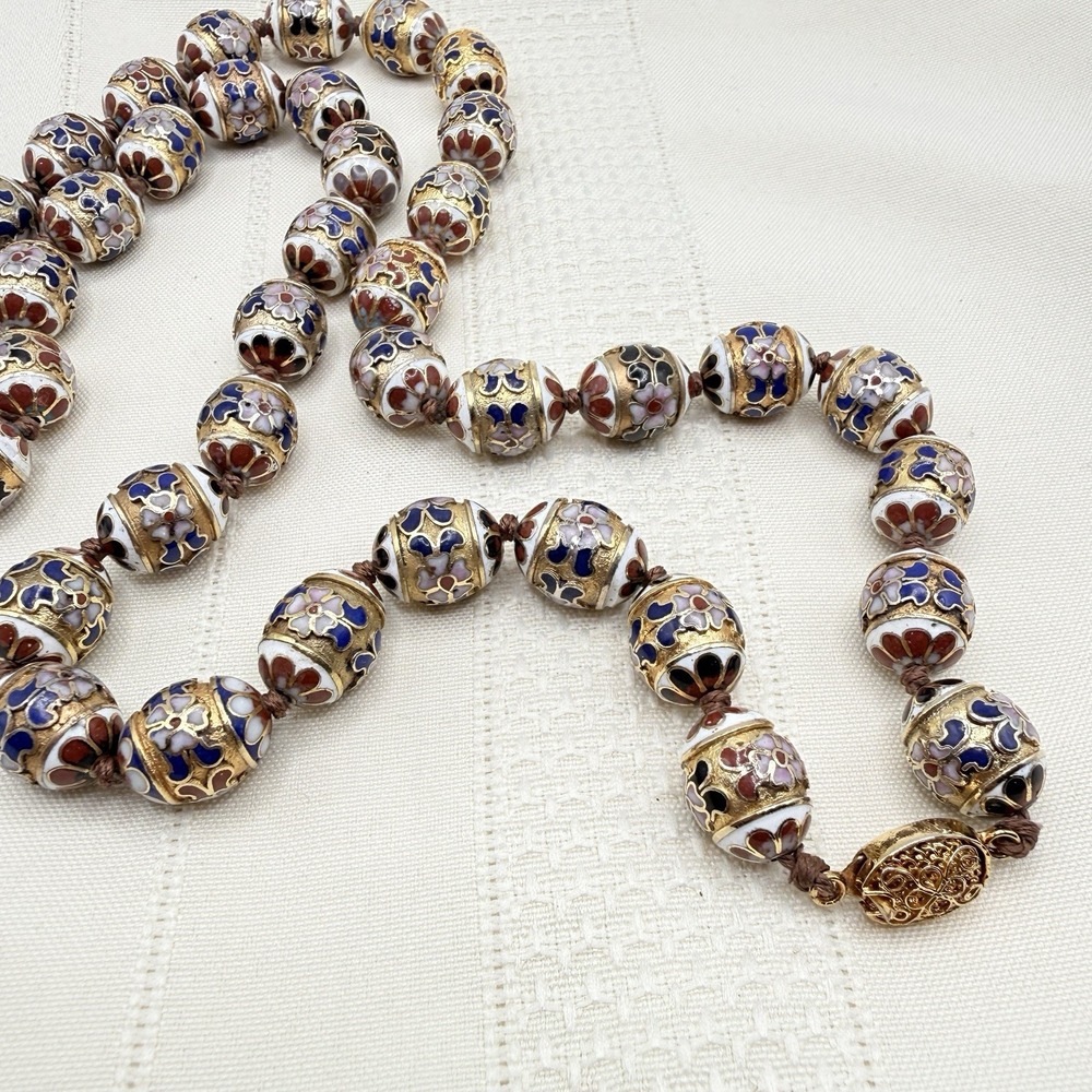 Vintage Chinese Cloisonné Enamel Egg Bead 26" Necklace Gold Tone Floral Style